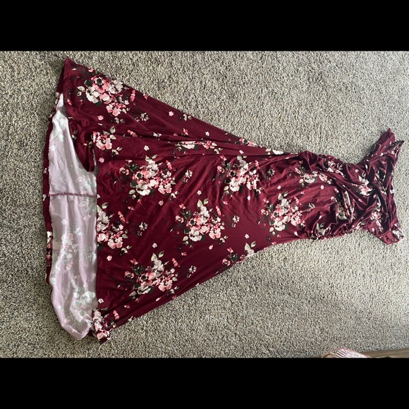 Pinkblush Maternity shoot dress - Picture 5 of 5